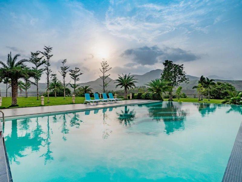 The Forest Club Resort Karjat Exteriör bild